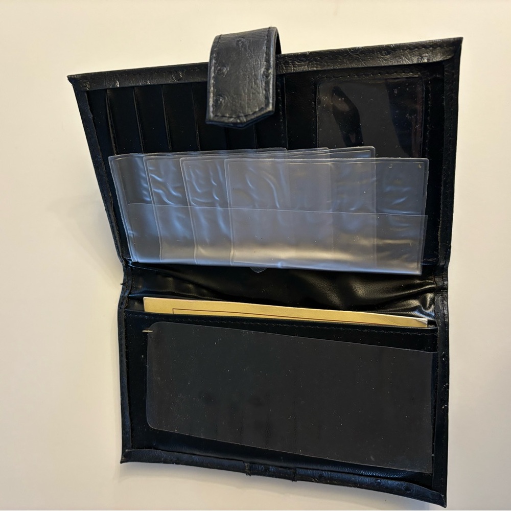 Vintage Elegant Black Ostrich Embossed Women's Wallet/Clutch - Picture 8 of 8